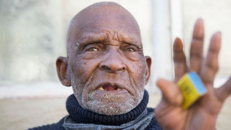 ‘سالخورده‌ترین مرد جهان’ در ۱۱۶ سالگی درگذشت