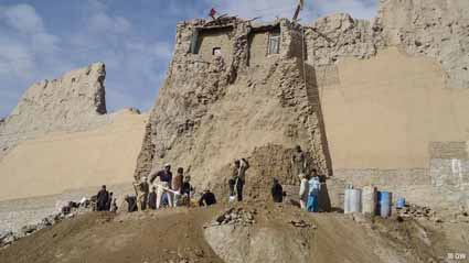 قلعه تاریخی غزنین بازسازی می‌شود