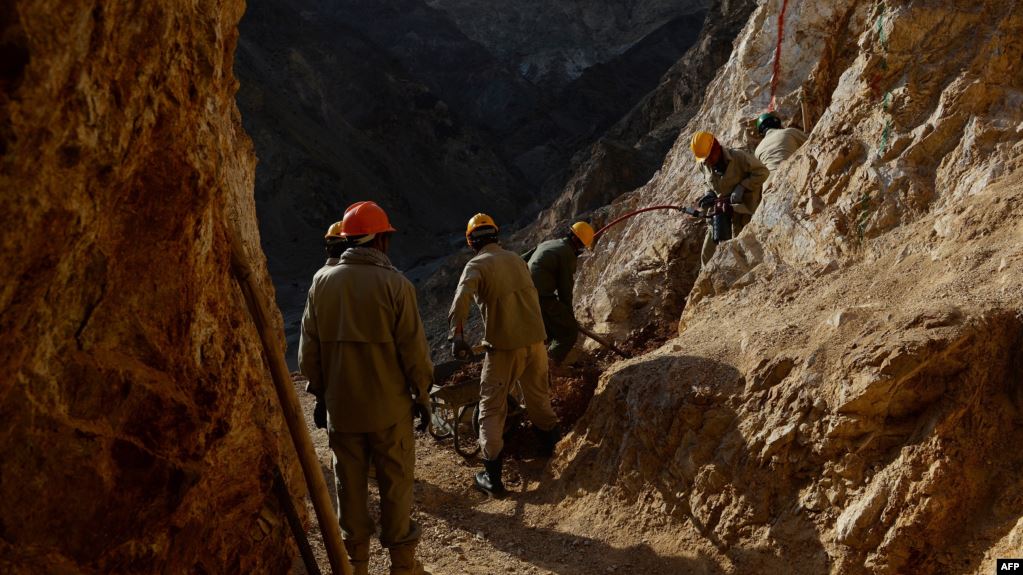 طالبان استخراج معادن سنگ مرمر میدان‌وردک و لاجورد بدخشان را به داوطلبی می‌سپارند