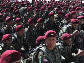بریتانیا ۷۰ میلیون پوند برای حمایت از نیروهای امنیتی افغان کمک می‌کند