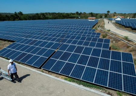 پروژه نصب دستگاه‌های برق خورشیدی در کابل آغاز می‌شود