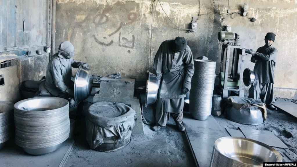 تولید ظروف آلومینیومی در هرات رونق یافته است