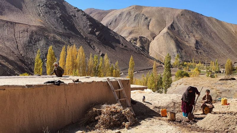 فقر در افغانستان ۱۷ درصد افزایش یافته است