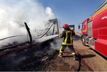 بیش از ۱ هزار موتر در آتش‌سوزی اسلام‌قلعه سوخته‌اند