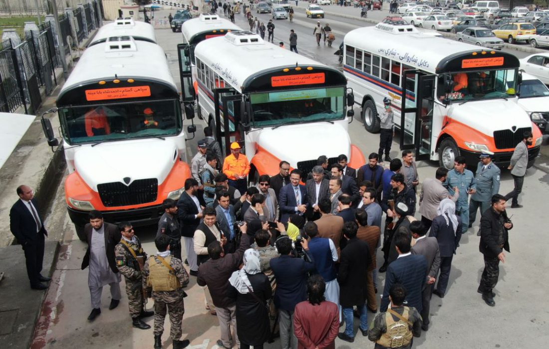 شهرداری کابل پنج بس شهری را به‌گونۀ آزمایشی در پایتخت فعال ساخت