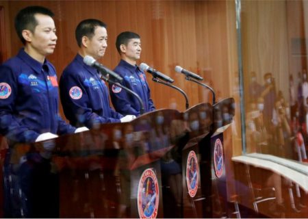 سه فضانورد چینی راهی ایستگاه فضایی این کشور شدند