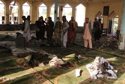 حمله انتحاری بر نمازگزاران در کندز جان‌های ۴۳ تن را گرفت