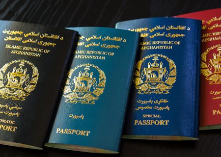 روند توزیع پاسپورت پس از چند ماه تعلیق در تخار و لوگر از سر گرفته شد