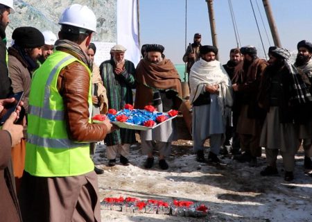 پروژۀ انتقال آب آشامیدنی از بند قرغه به ذخیرۀ باغ بالای شهر کابل افتتاح شد