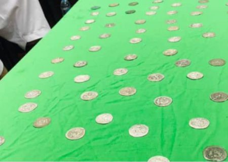 طالبان‌ در بغلان از کشف ۷۵ سکه و یک کوزه مربوط به دوره ساسانیان خبر دادند
