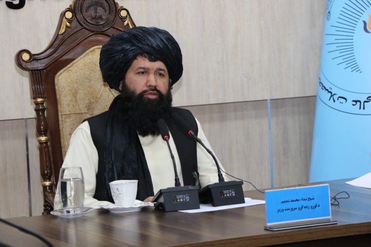 انکار سرپرست وزارت تحصیلات عالی طالبان از وجود مذاهب غیرحنفی در افغانستان