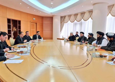 امیرخان متقی در عشق‌آباد با وزیر خارجه ترکمنستان دیدار کرد