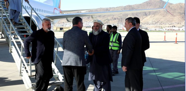 یک هیات بلندپایه ترکمنستان وارد کابل شد